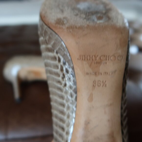 $895 Jimmy Choo peep toe platform snakeskin pumps in grey/green 36 1/2 ITALY - Picture 13 of 15